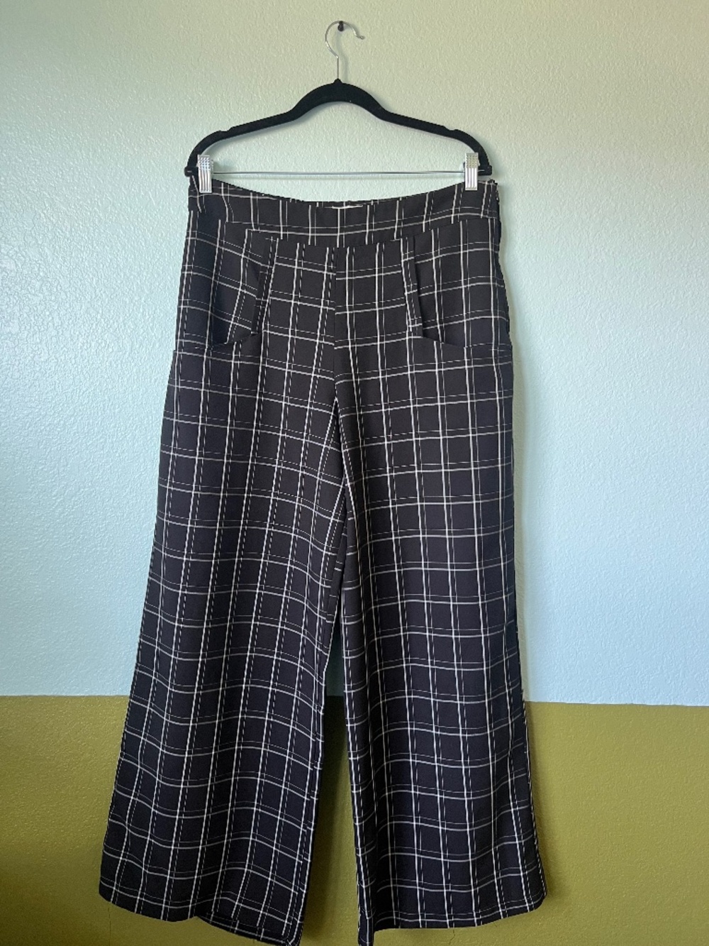 Black plaid wide-leg trousers